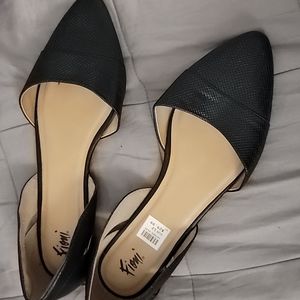 Fioni Black Pointy Flats
